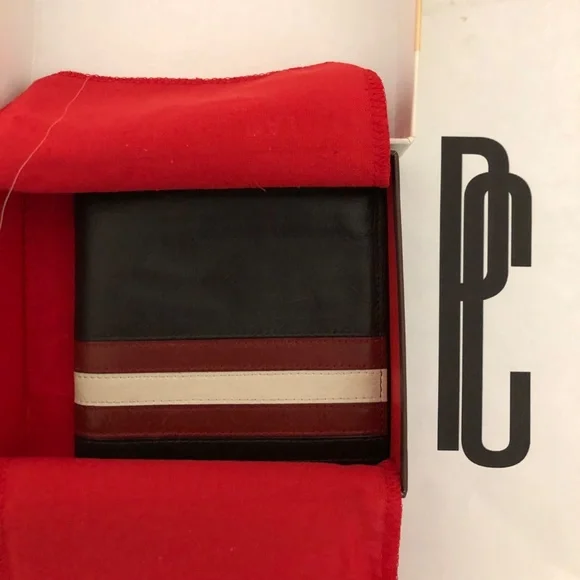 Bally Leather Bi-Fold Wallet - Picture 4 of 6